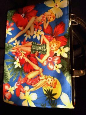 Sassy and Fun Lady purses/handbags New-Never used